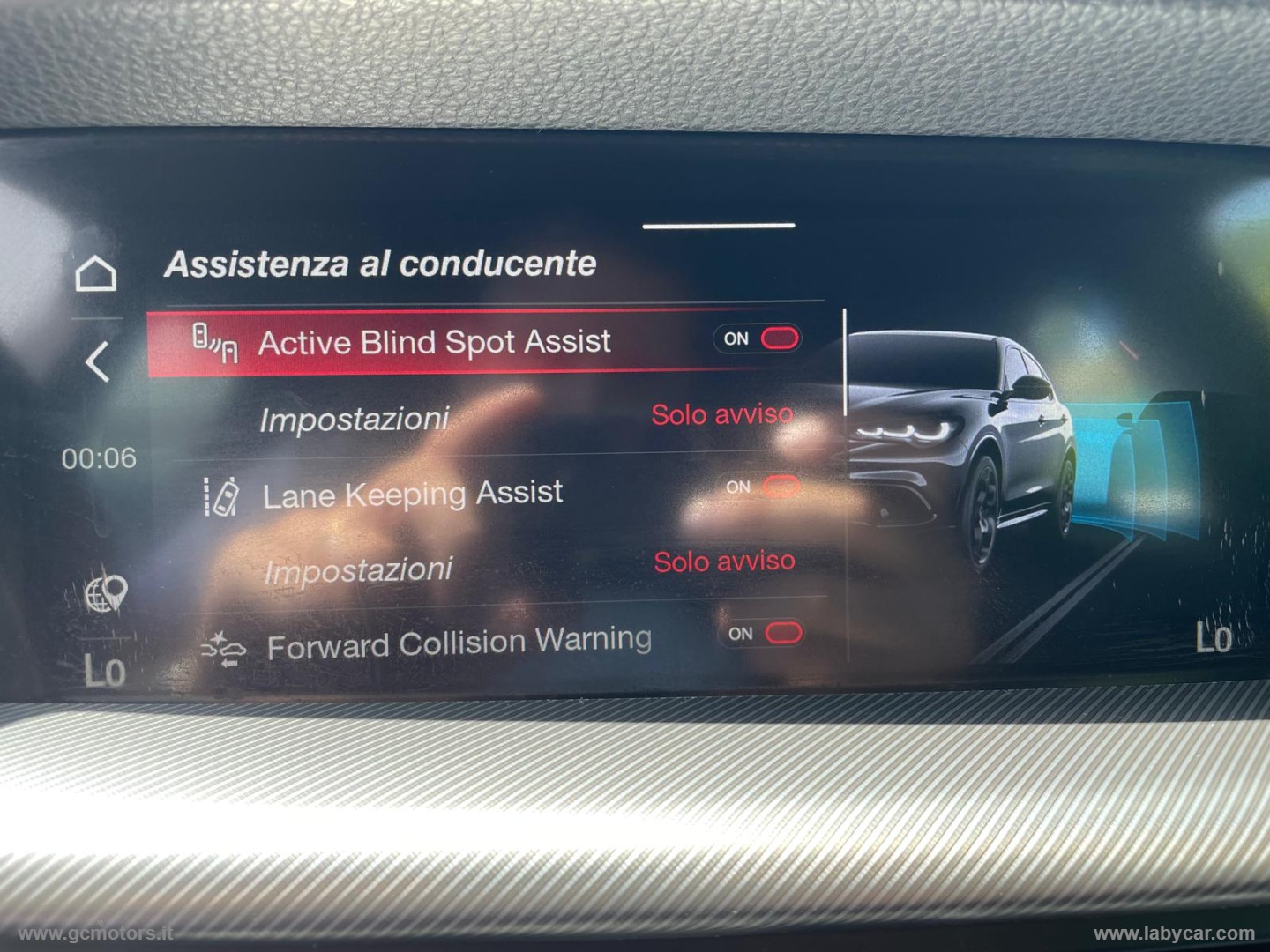 Alfa Romeo Stelvio Stelvio 2.2 T.d. 160CV AT8 RWD Sprint - Immagine 17