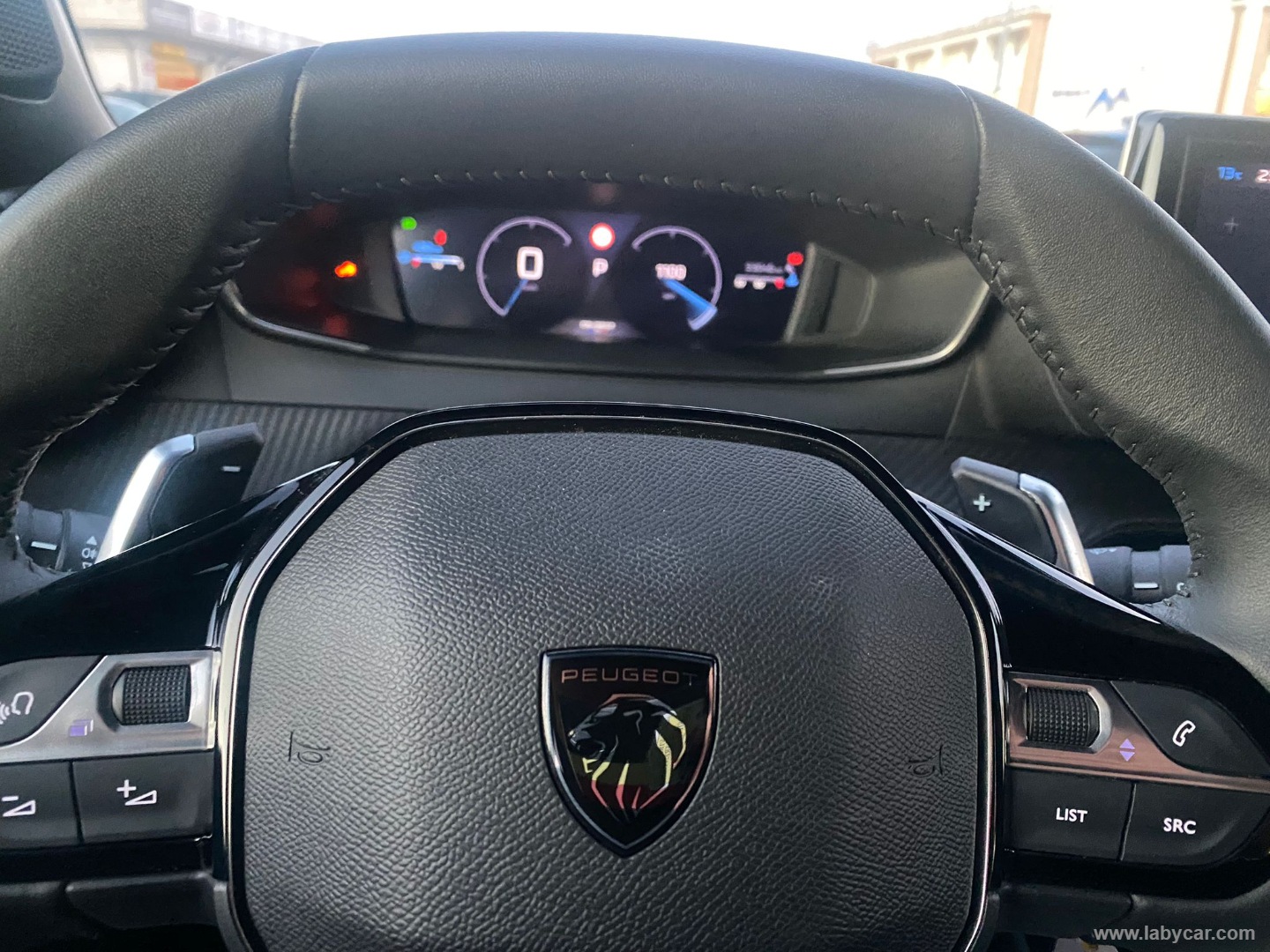 Peugeot 2008 PureTech 130 S&S EAT8 Allure - Immagine 17