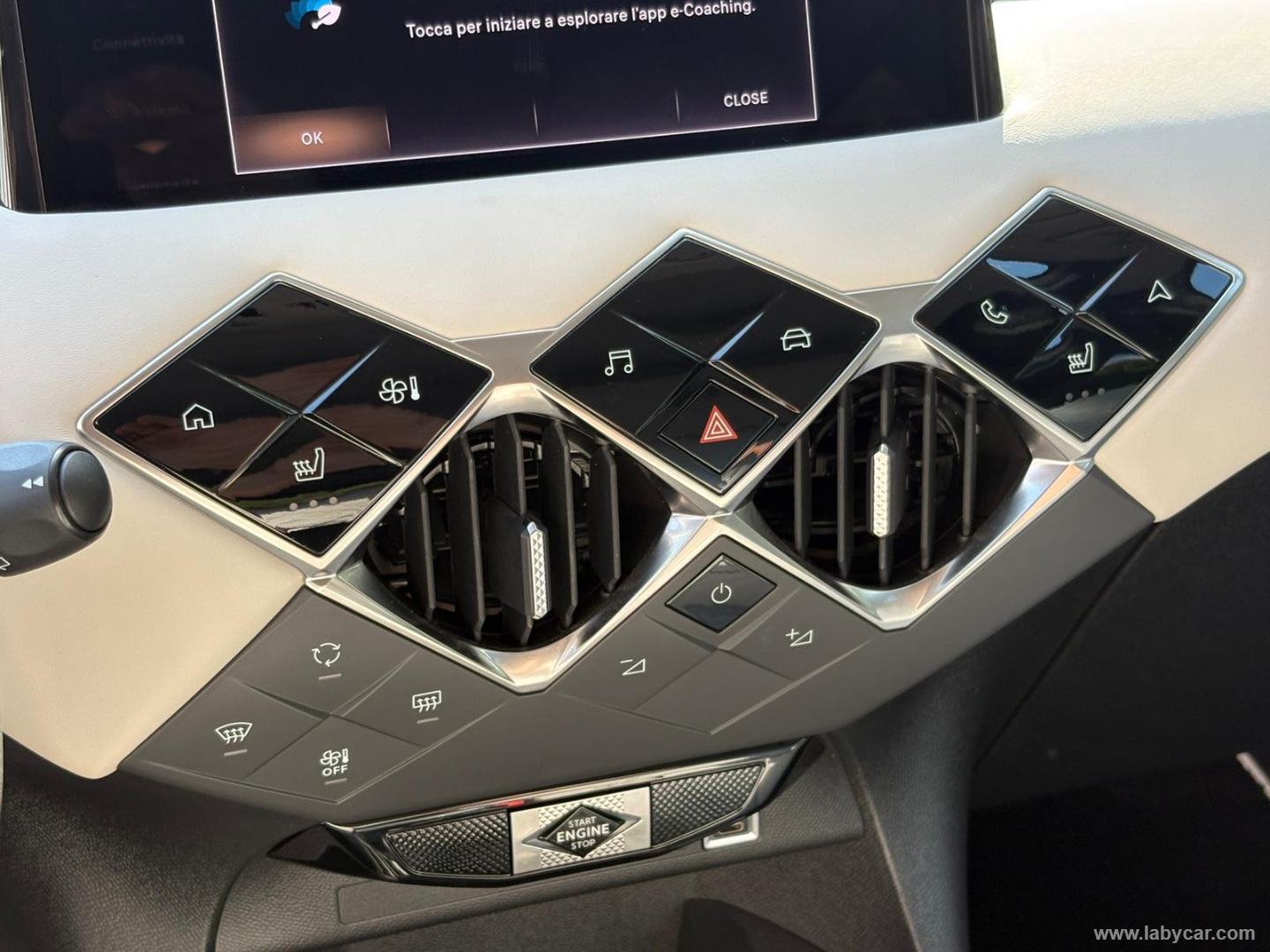 DS AUTOMOBILES DS 3 Crossback DS 3 E-Tense Esprit de Voyage - Immagine 17