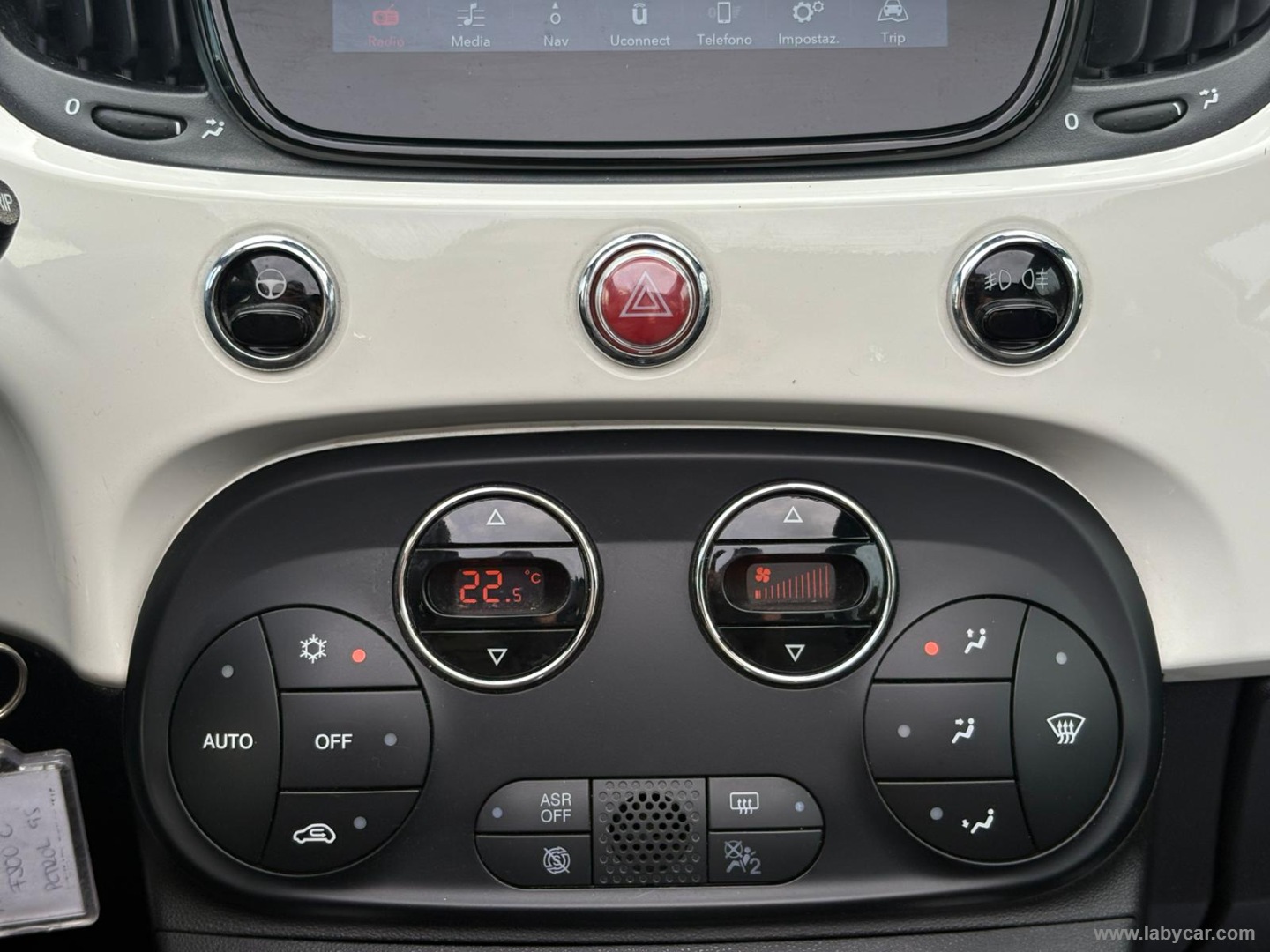 500 C 1.0 Hybrid Dolcevita - immagine 17