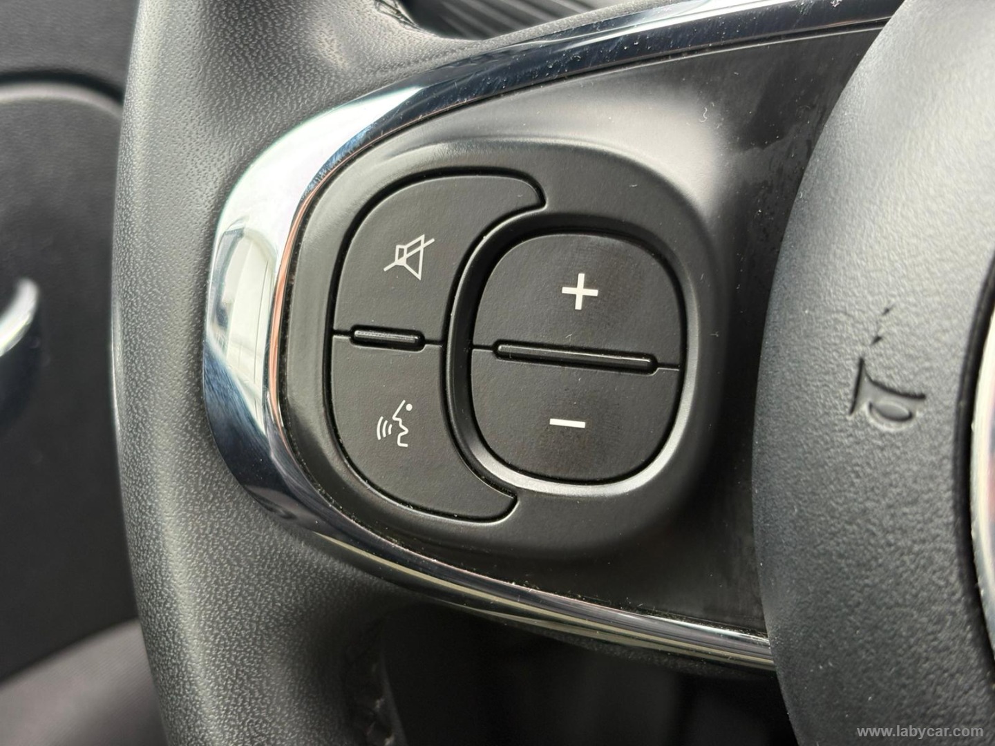 500 C 1.0 Hybrid Dolcevita - immagine 17