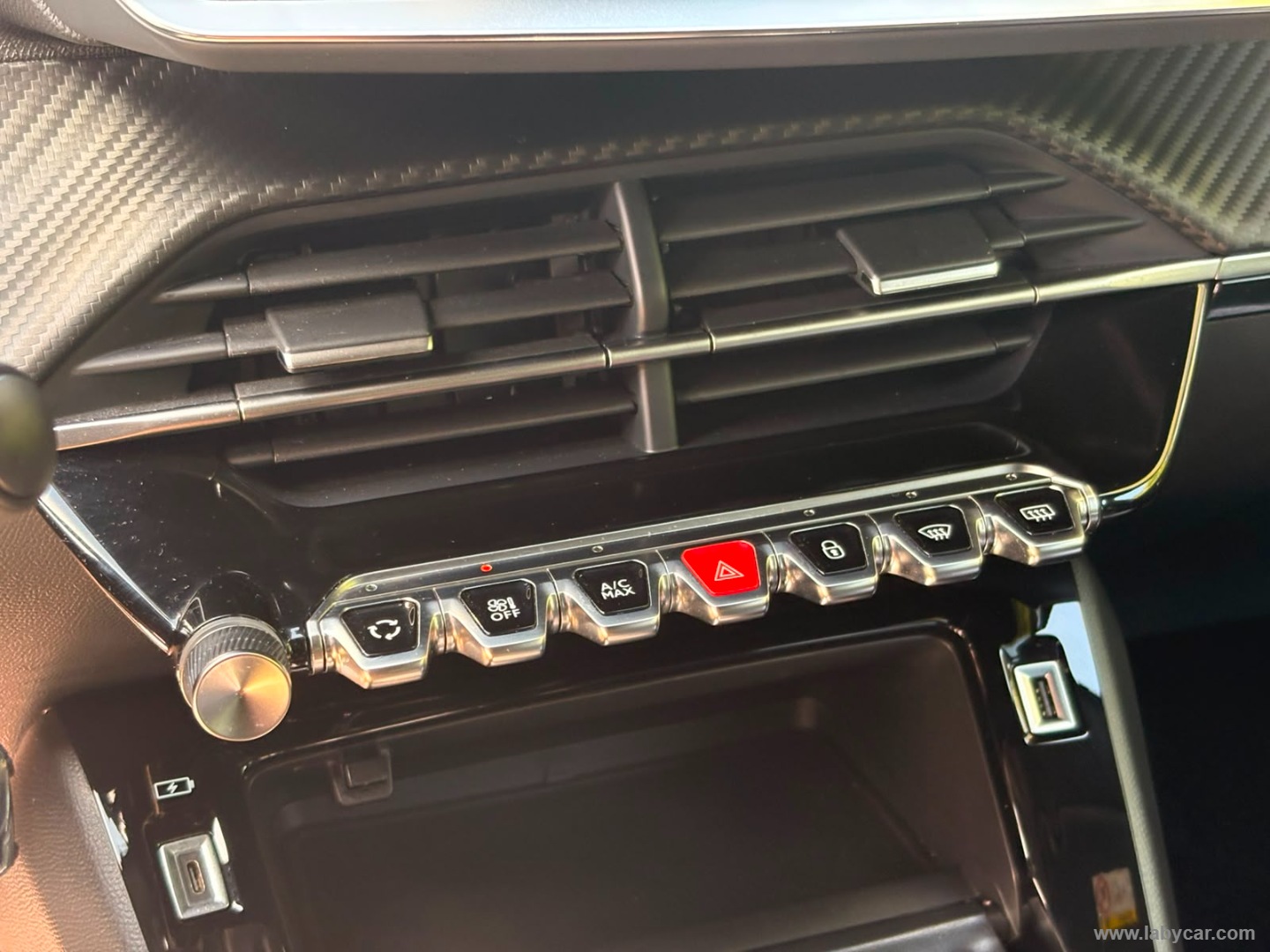 Peugeot 2008 PureTech 130 S&S Allure - Immagine 17