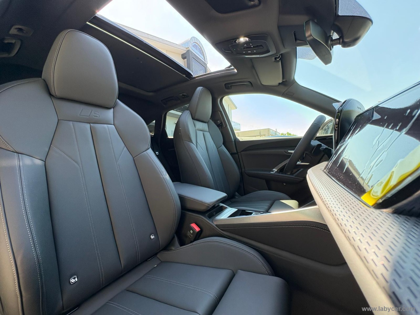 Audi Q5 SPB TDi S tronic quattro S line ed. - Immagine 17
