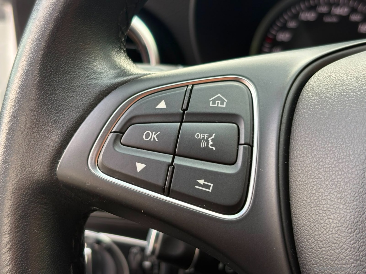 C 220 d S.W. 4Matic Auto Sport - immagine 17