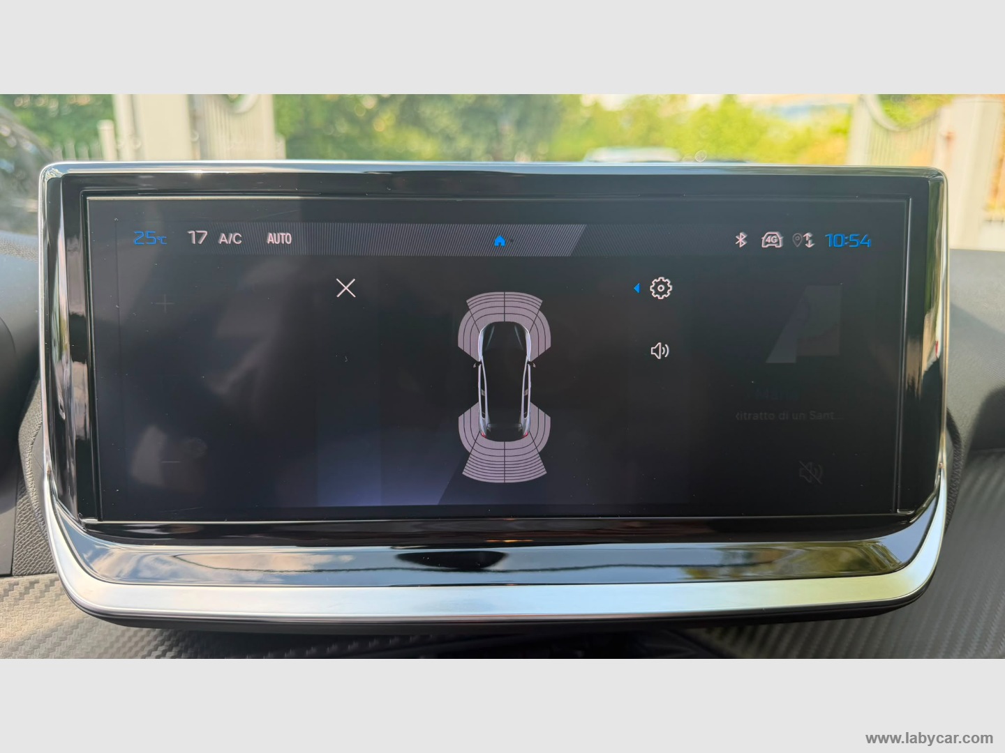 Peugeot 208 Hybrid 110 e-DCS6 Allure - Immagine 17