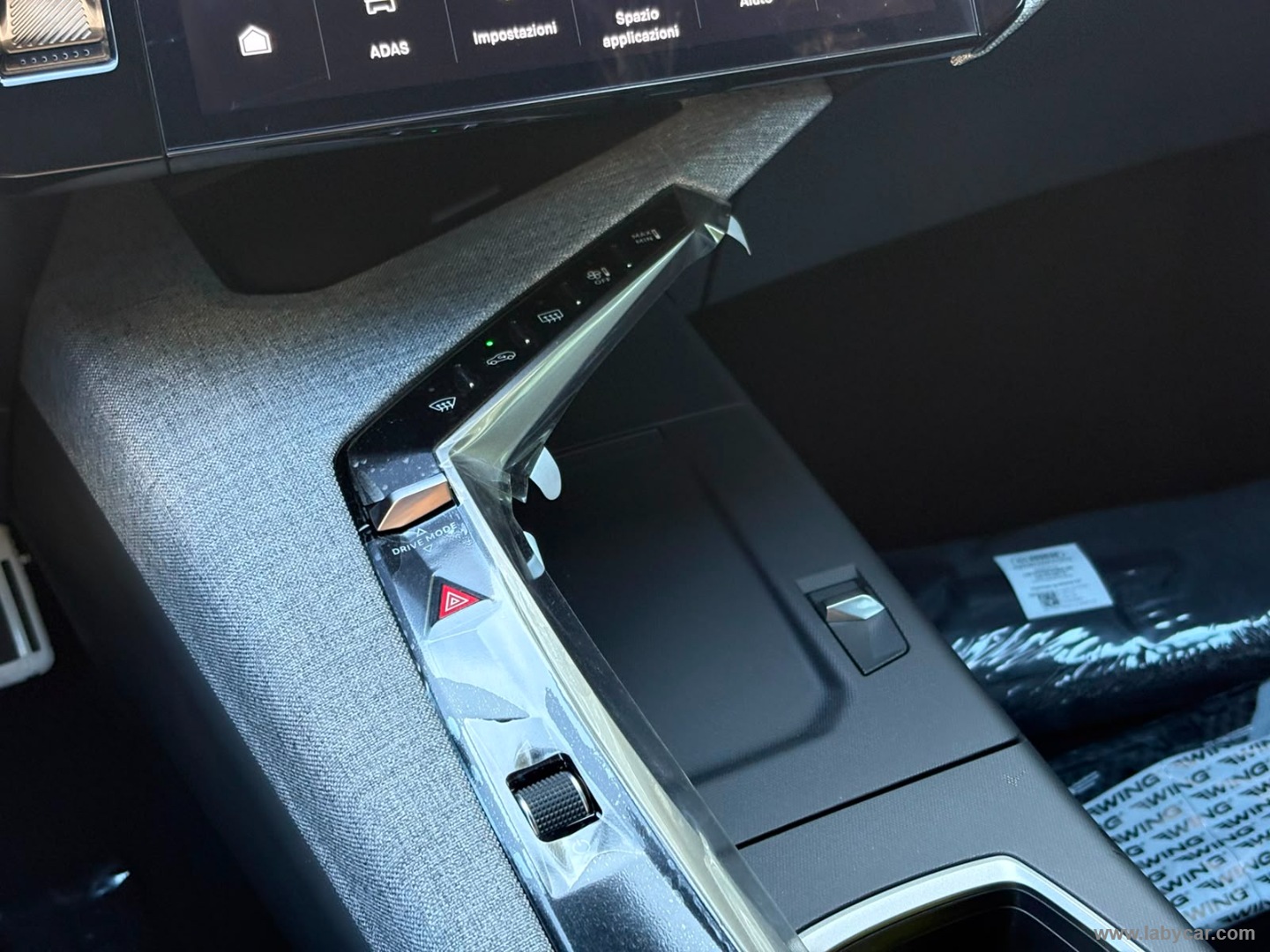 Peugeot 3008 Hybrid 145 e-DCS6 GT - Immagine 17