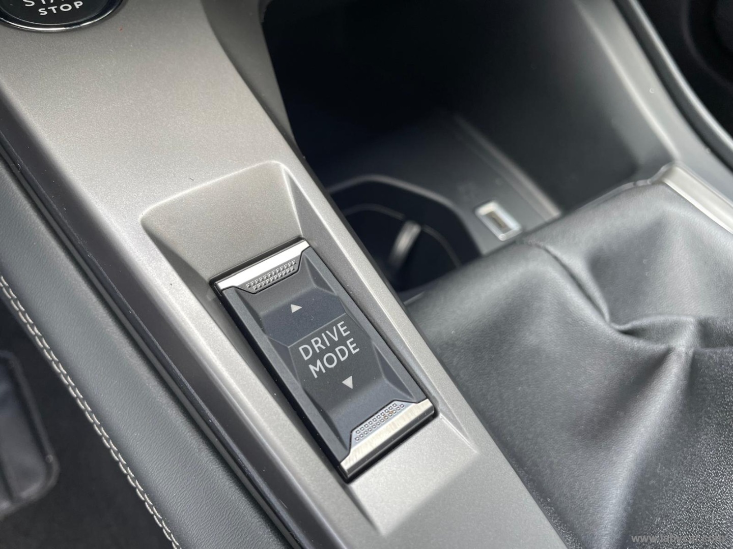 Peugeot 308 PureTech Turbo 130 S&S Allure - Immagine 17