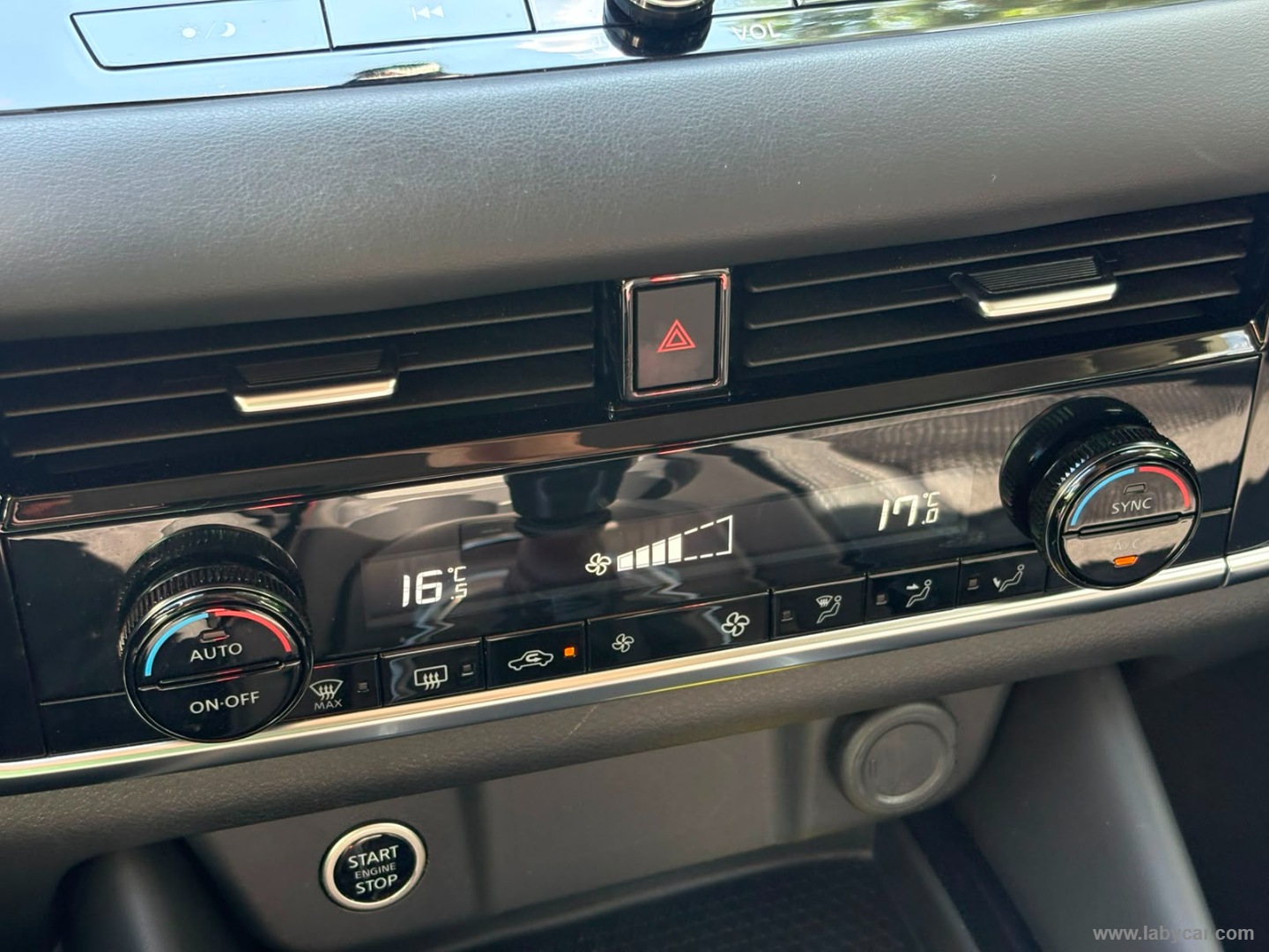 Nissan Qashqai MHEV 140 CV N-Connecta - Immagine 17