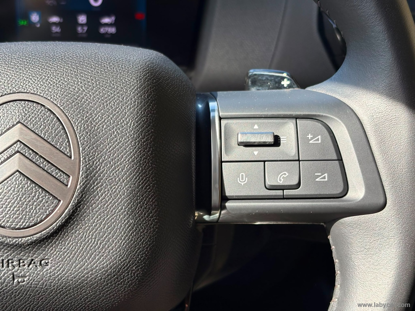 Citroën C4 Hybrid 110 e-DCS6 You - Immagine 17