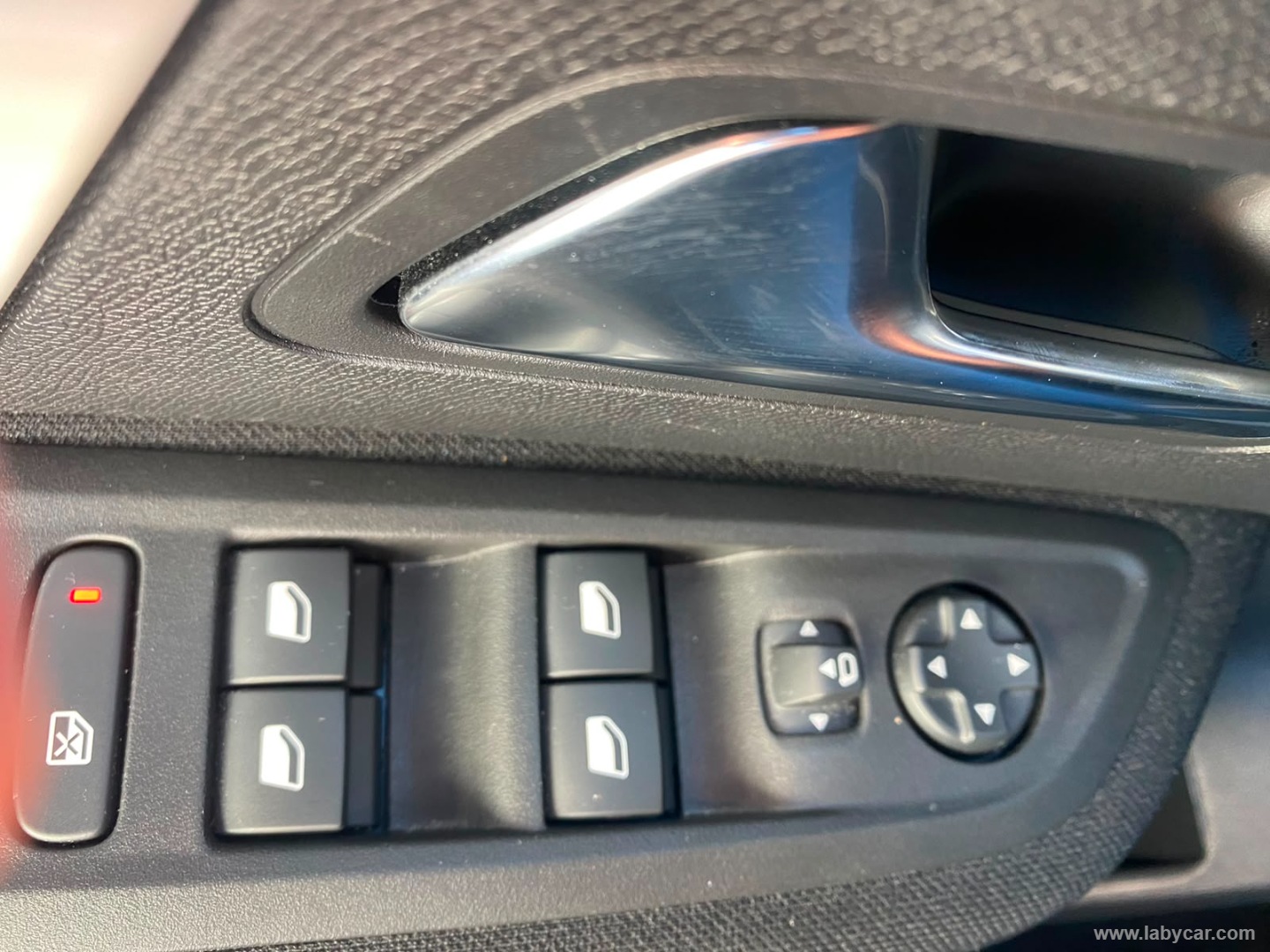 Citroën C4 Hybrid 145 e-DCS6 Plus - Immagine 17