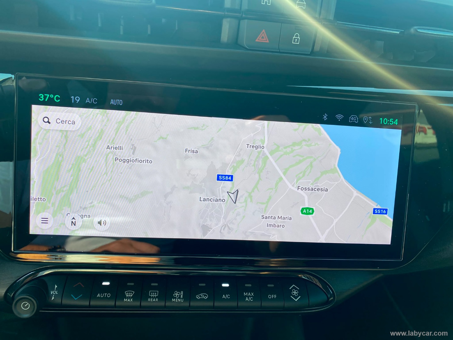 Alfa Romeo Junior 1.2 145 CV Hybrid eDCT6 Speciale - Immagine 17
