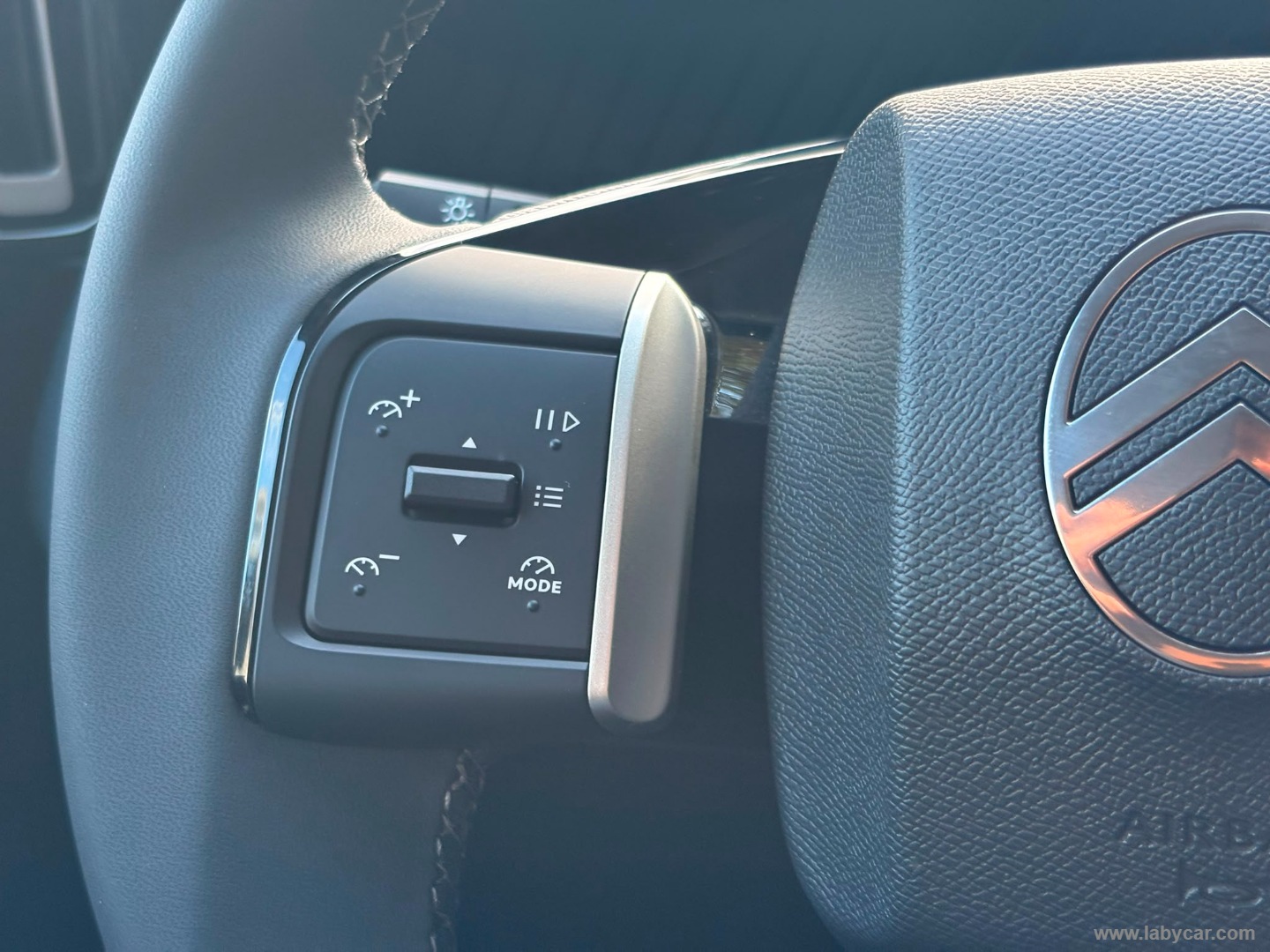 Citroën C3 PureTech 100 S&S Max - Immagine 17
