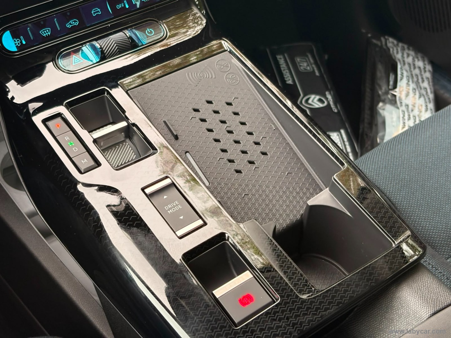 Citroën C5 Aircross Hybrid 145 e-DCS6 Plus - Immagine 17