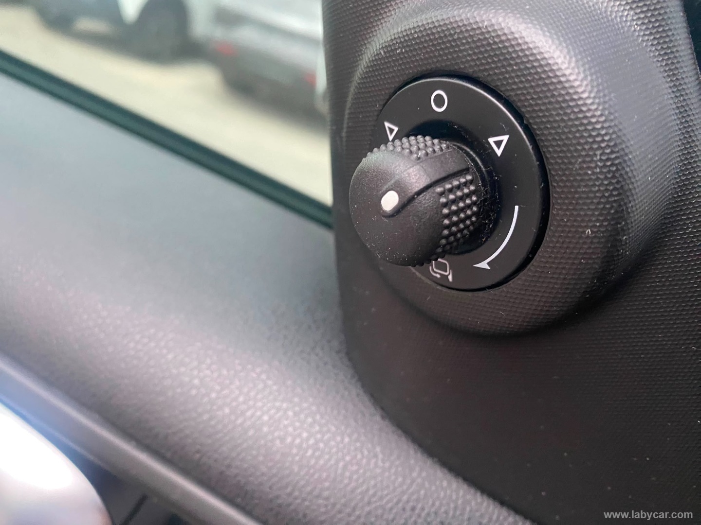 Fiat 500L 1.3 MJT 95 CV Connect - Immagine 17