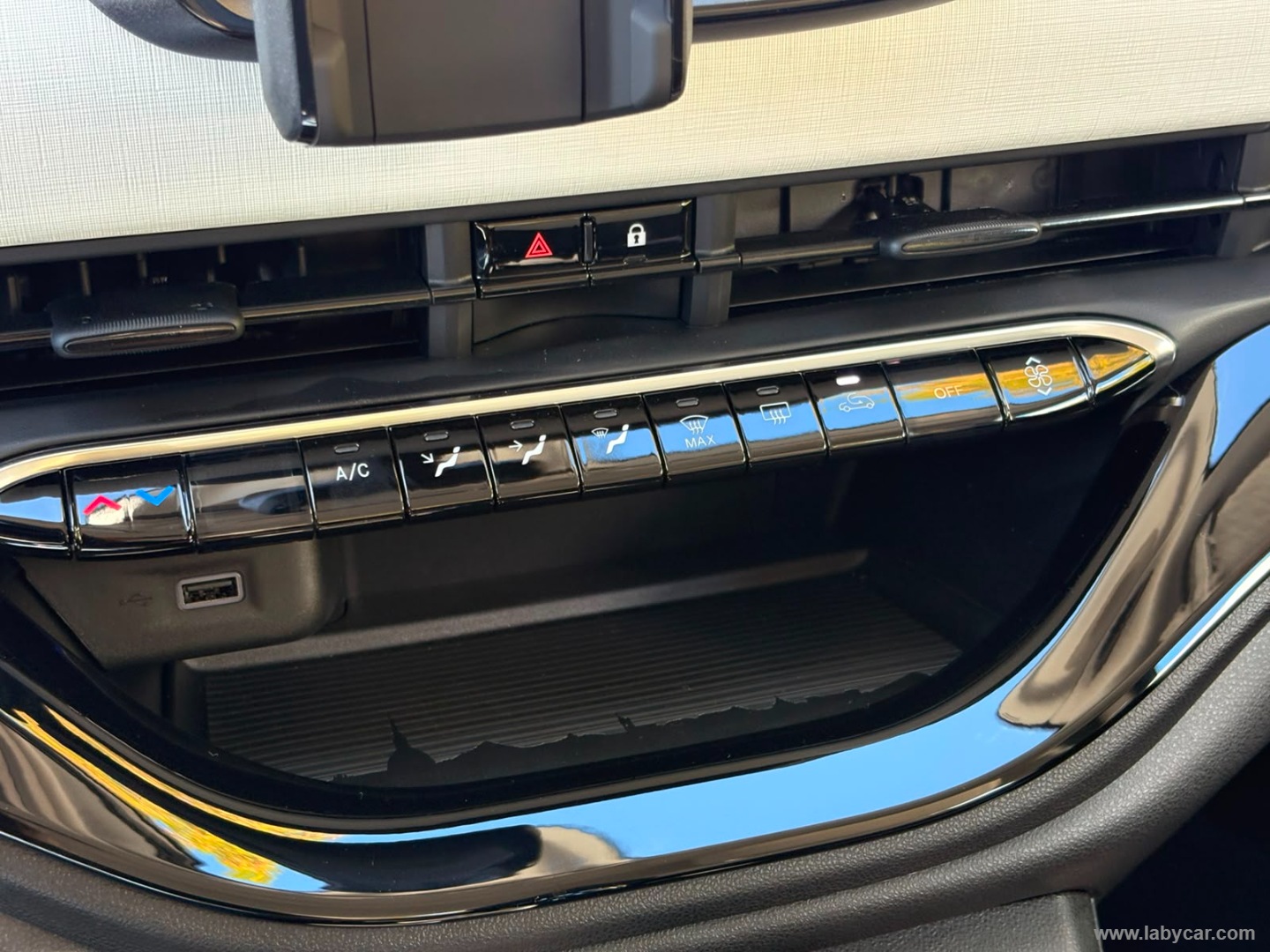 Fiat 500 Berlina Hybrid Pop - Immagine 17