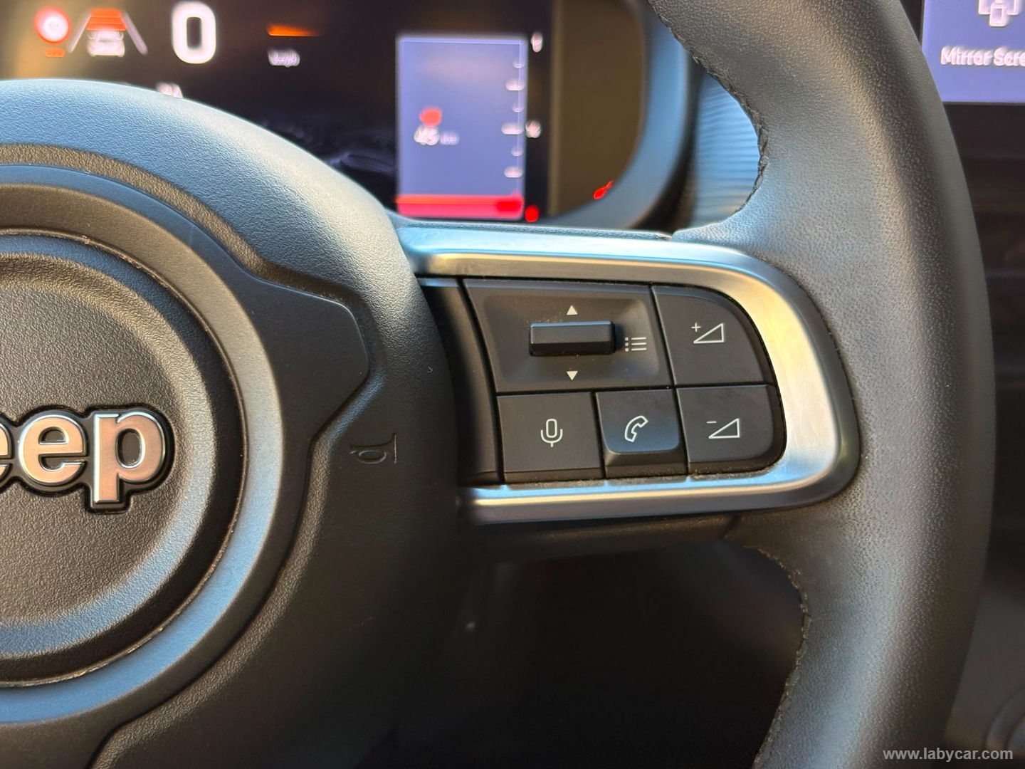 Jeep Avenger 1.2 Turbo Altitude - Immagine 17