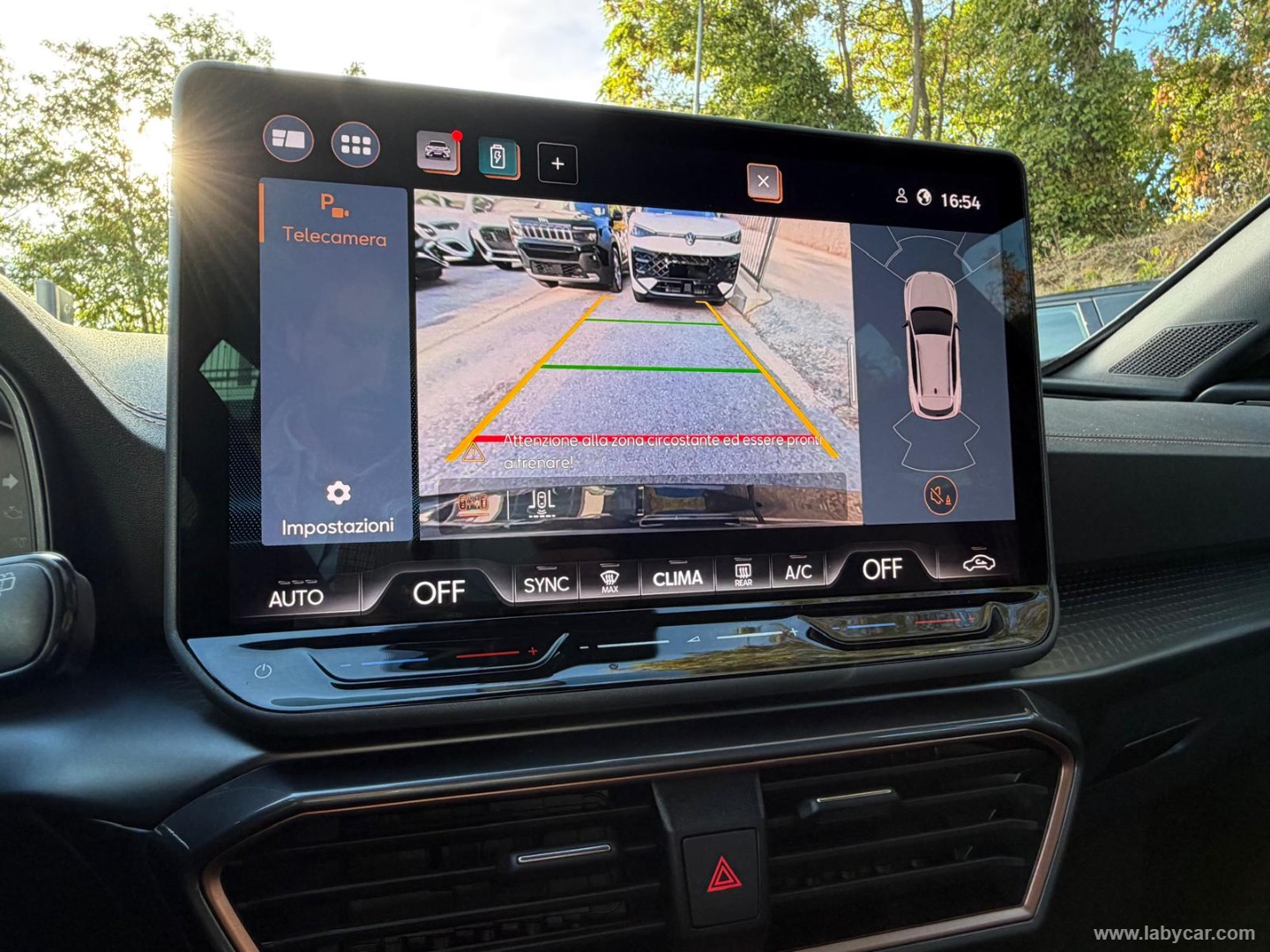 CUPRA Formentor 1.5 e-Hybrid DSG - Immagine 17