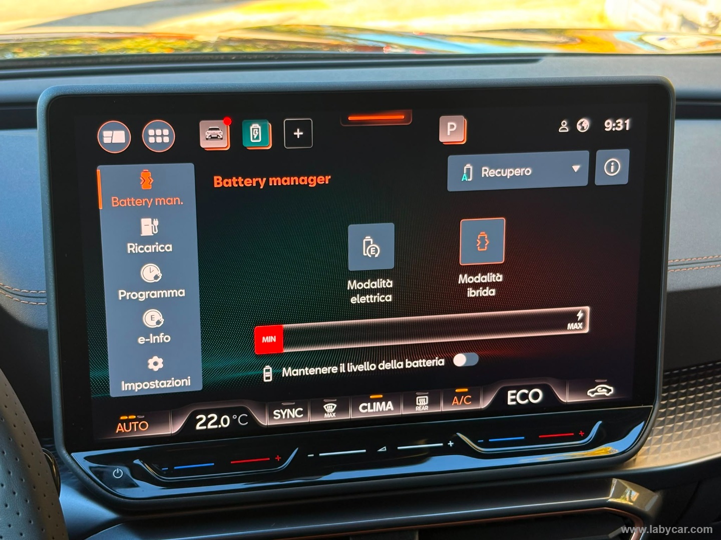 CUPRA Formentor 1.5 e-Hybrid DSG - Immagine 17