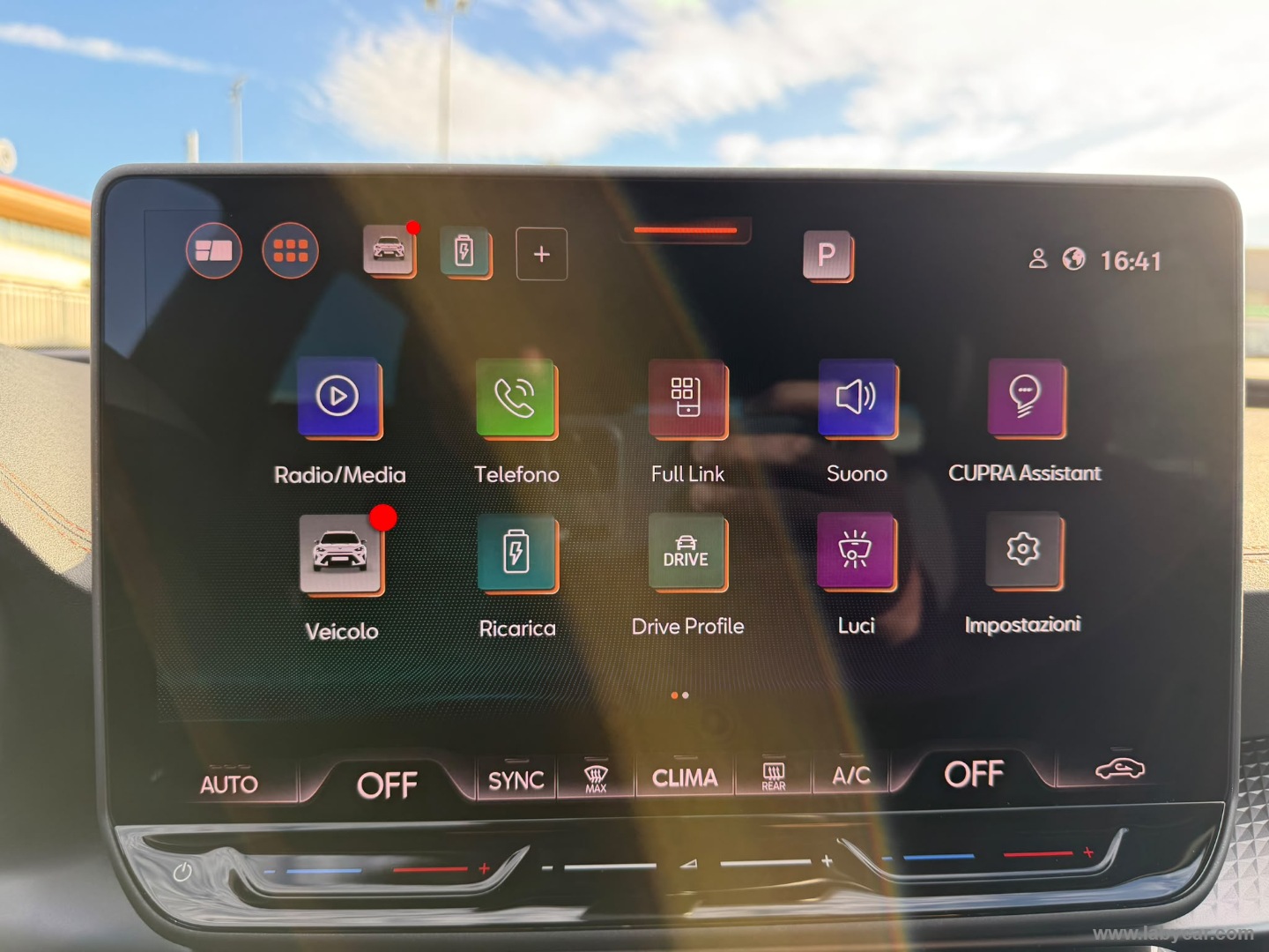 CUPRA Formentor 1.5 e-Hybrid DSG Business - Immagine 17