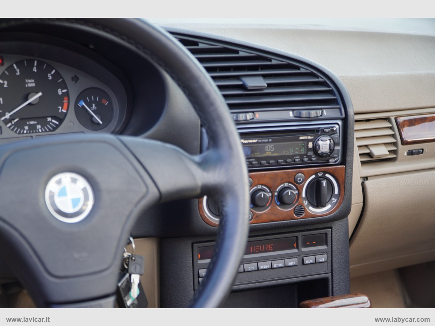 325i Cabrio - immagine 17