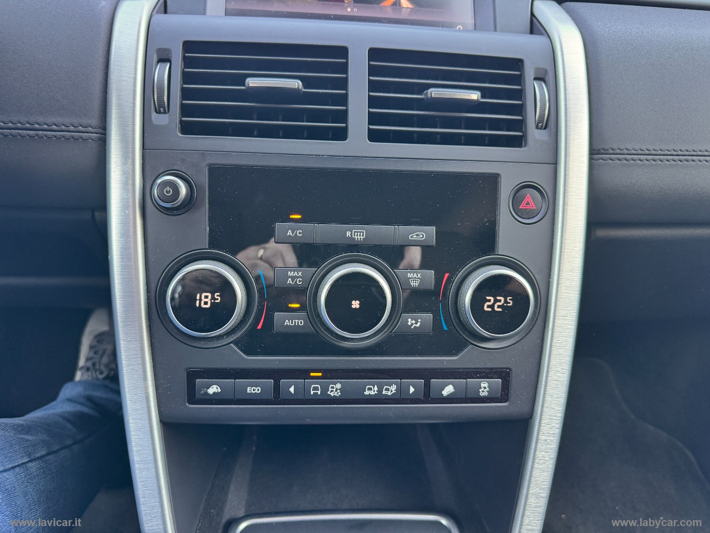 Discovery Sport 2.0 TD4 150 Bus.Pr. SE - immagine 17