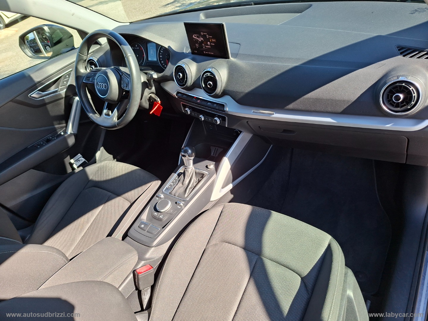 Q2 30 TDI S tronic Identity Black - immagine 17