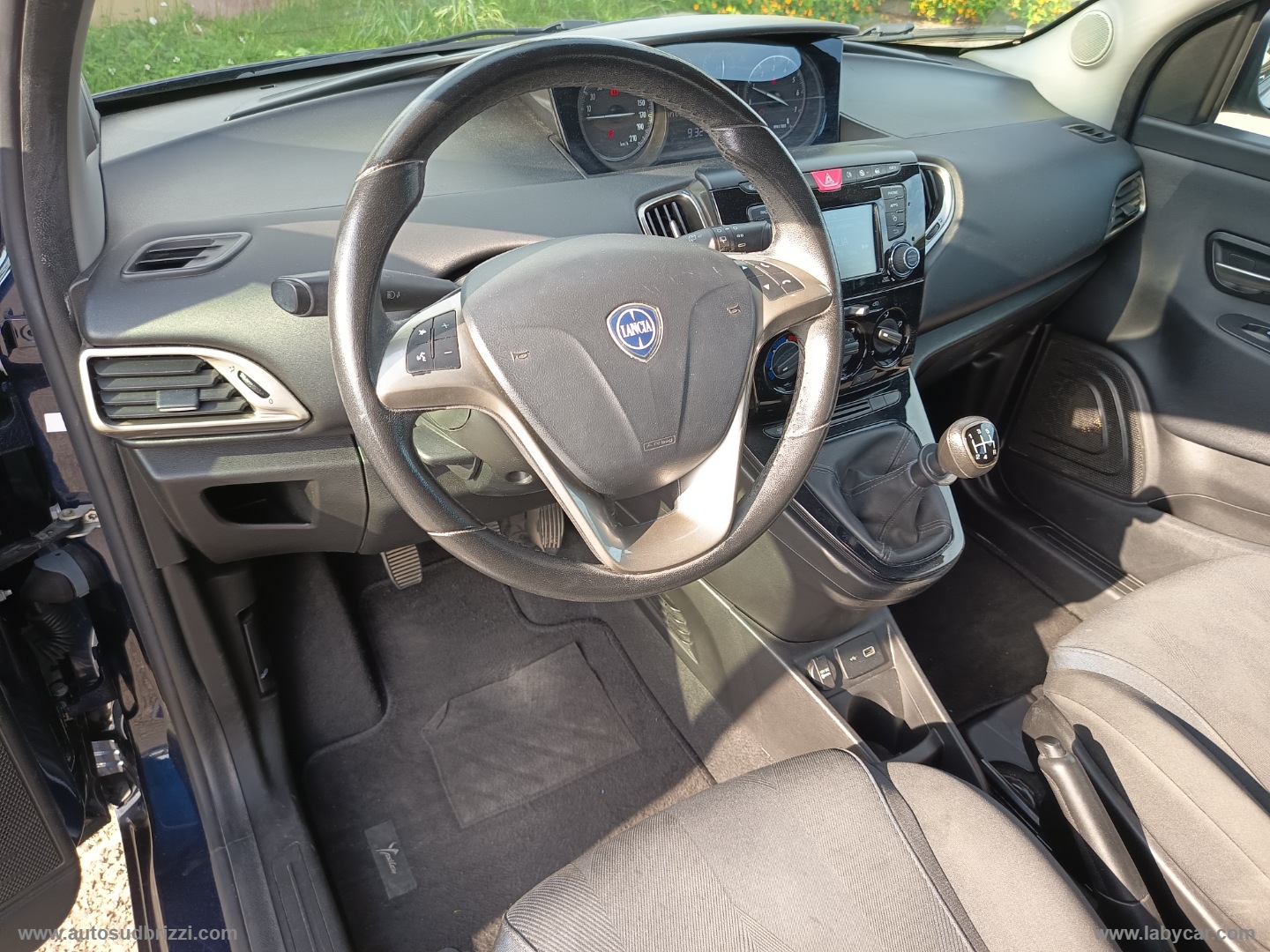 Ypsilon 1.2 69 CV 5p. S&S Gold - immagine 17