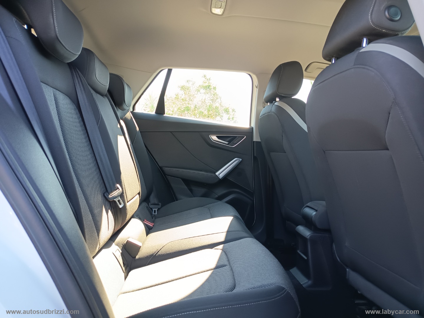 Q2 30 TDI Admired - immagine 17