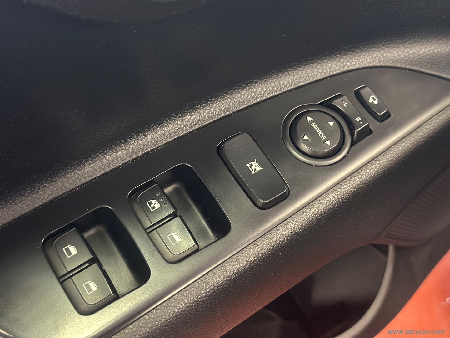 Rio 1.0 T-GDi 12V Evolution - immagine 17