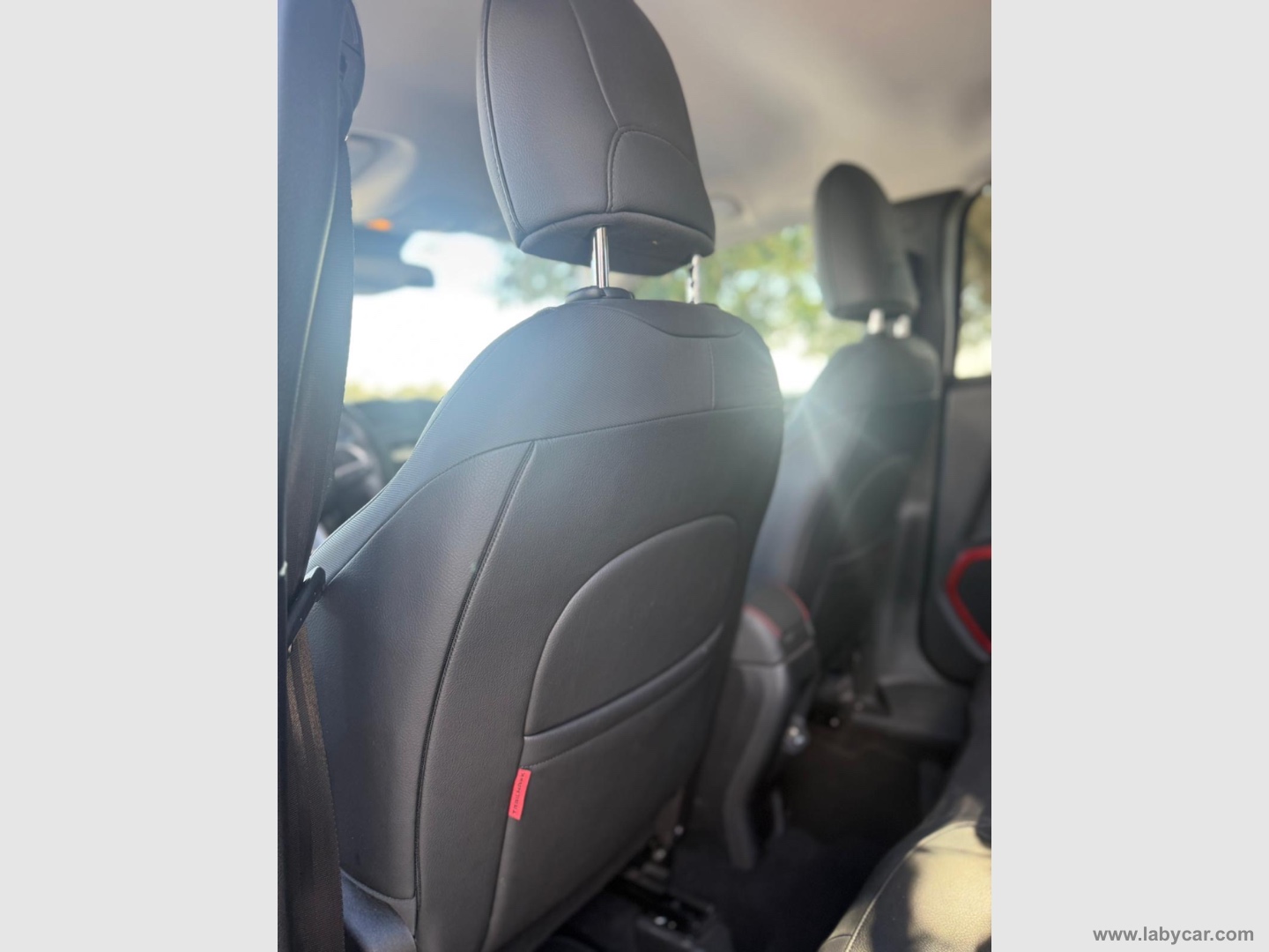 Renegade 2.0 Mjt 170CV 4WD Tr.hawk - immagine 17