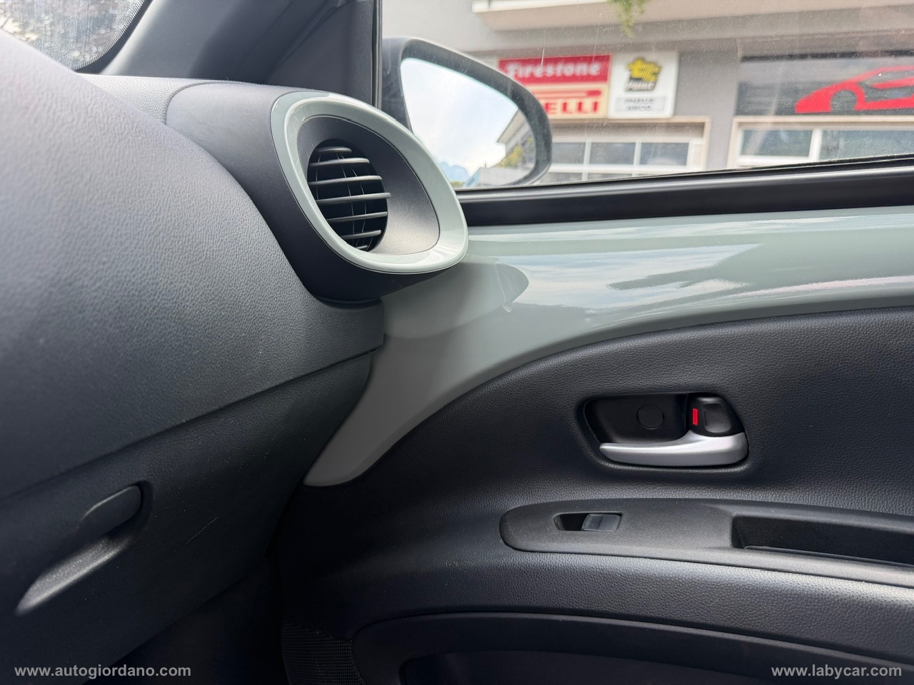 Aygo X 1.0 VVT-i 72 CV 5p. Trend - immagine 17