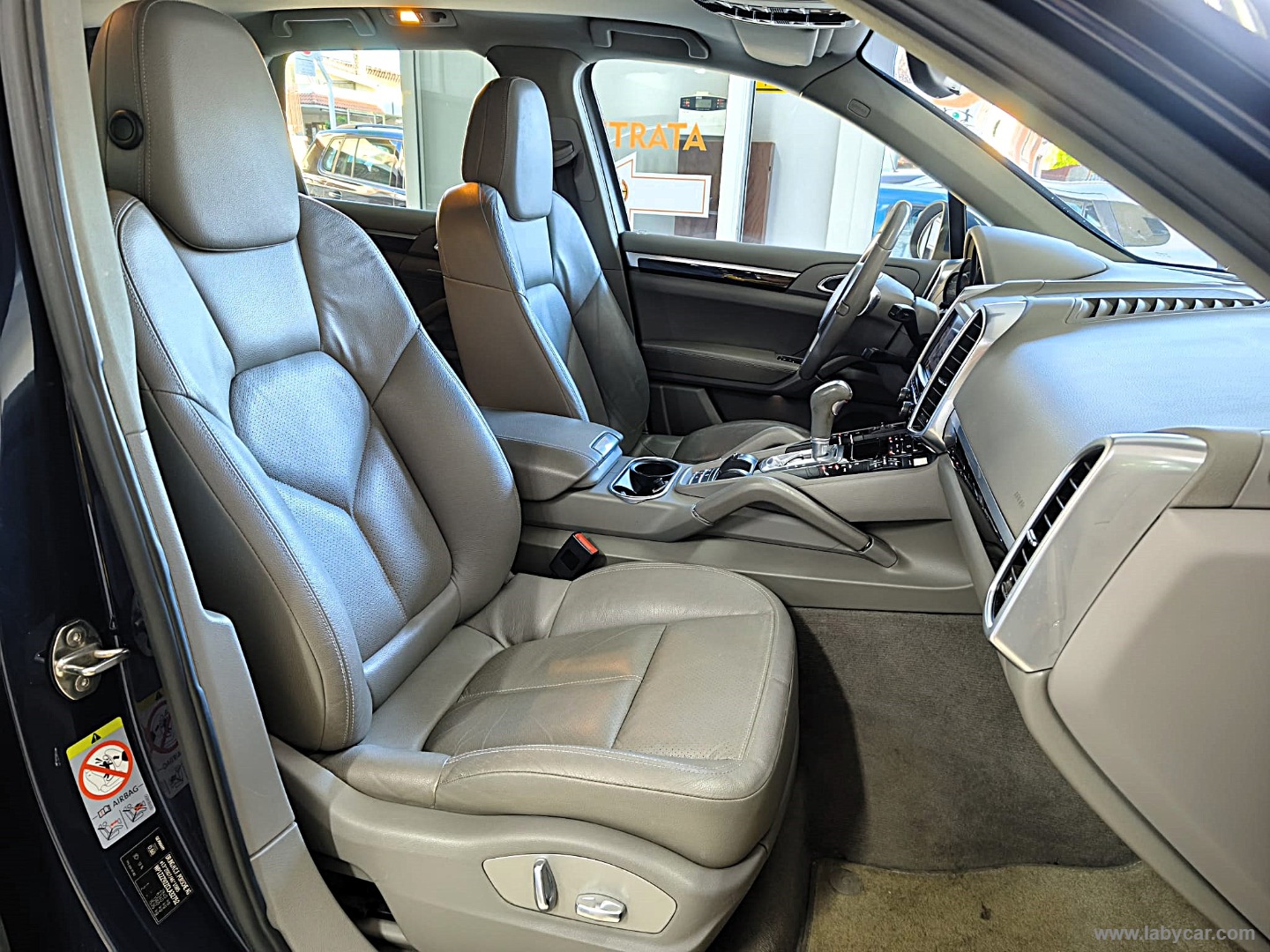 Cayenne 3.0 Diesel 139.000KM*ITA - immagine 17