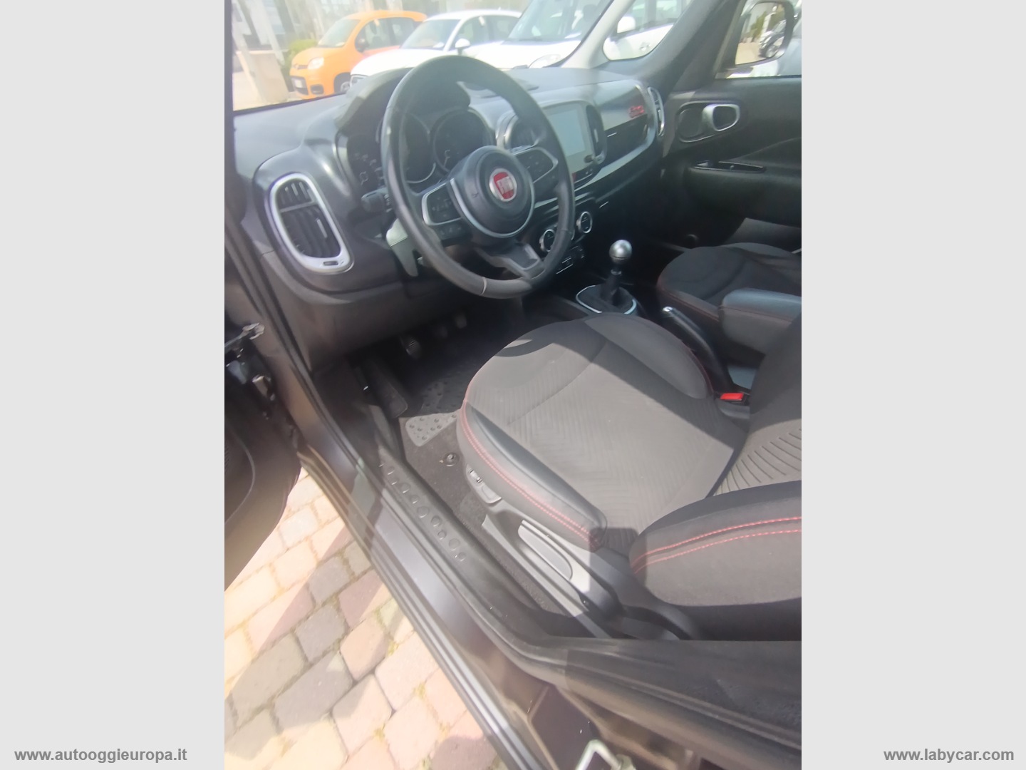 500L 1.4 95 CV S&S S-Design - immagine 17