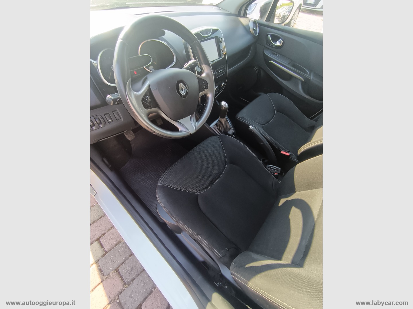 Clio Sporter 0.9 TCe 12V 90 Costume Nat. FINO AL 15/08 P.P. INCLUSO - immagine 17