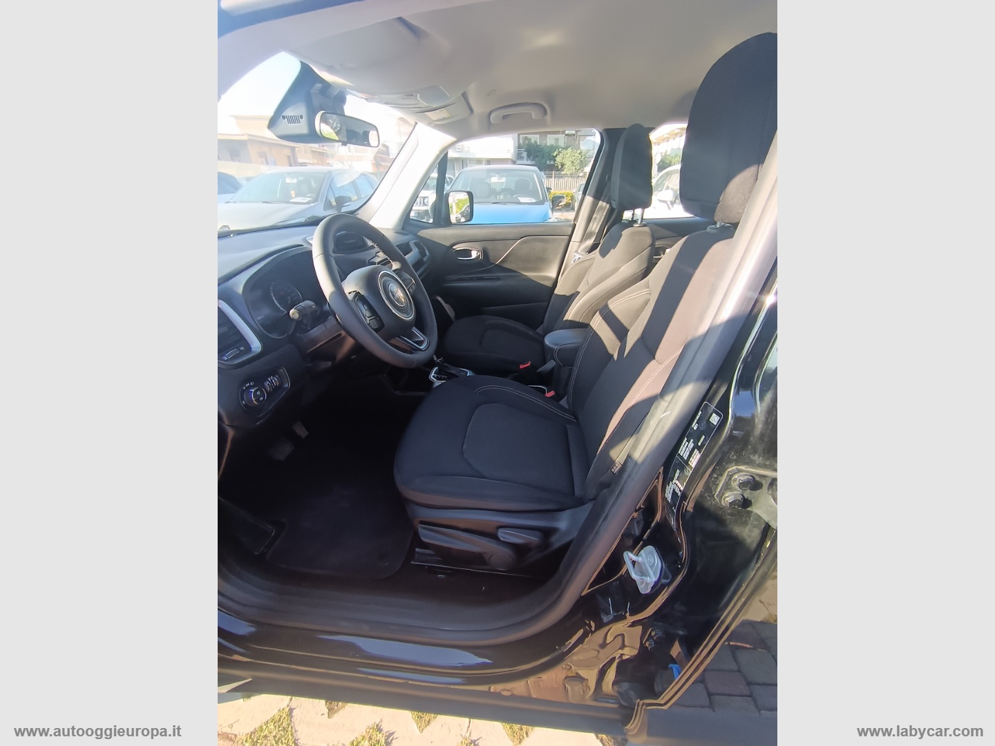 Renegade 1.6 Mjt DDCT 120CV Limited - immagine 17