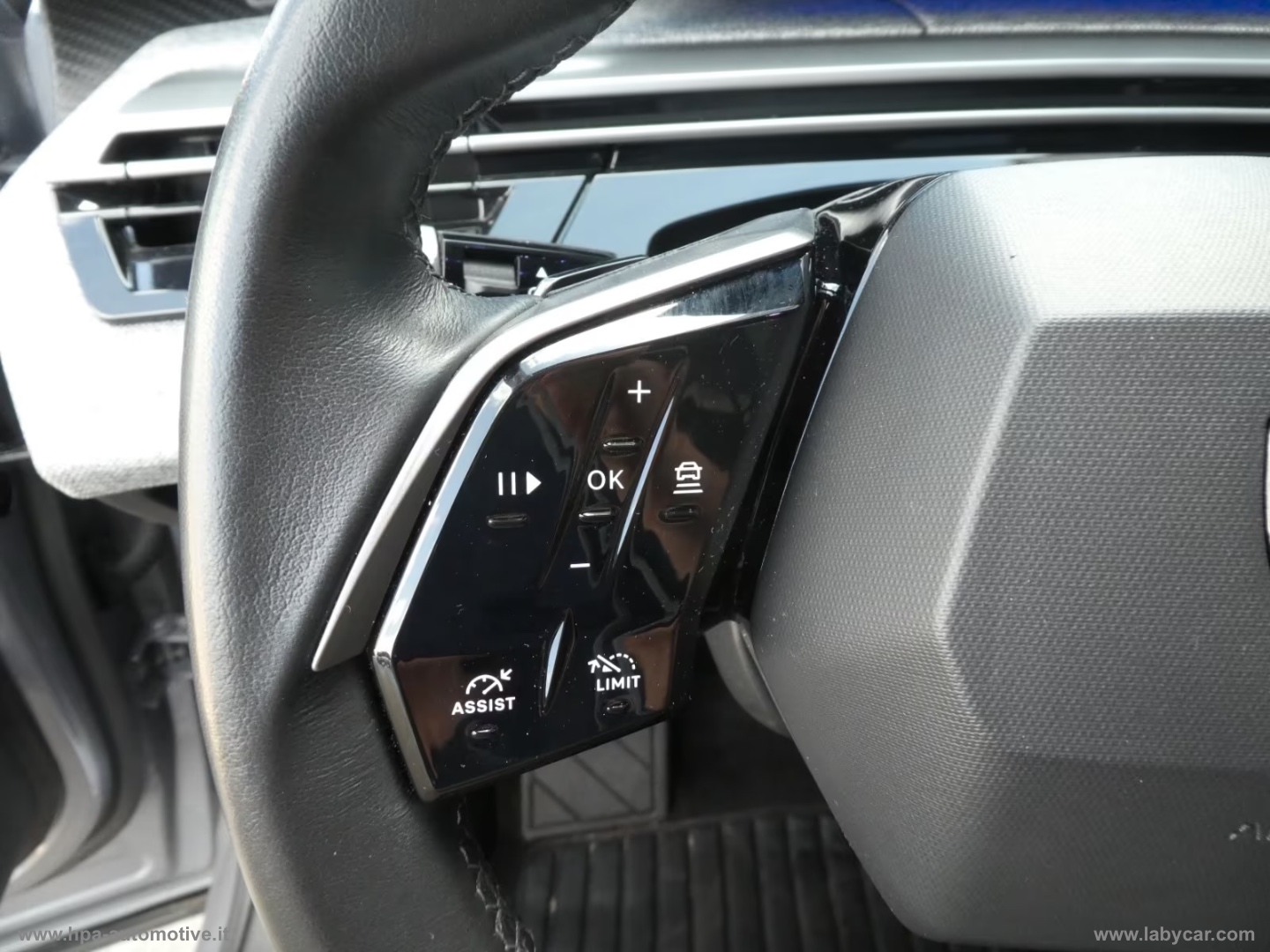 3008 Hybrid 136 e-DCS6 Allure NAVI LED AUTOMATICA CARPLAY RETROCAMERA 360 - immagine 17