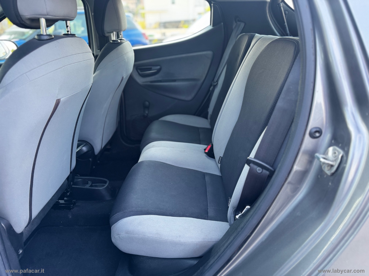 Ypsilon 0.9 T.Air 85CV 5p.Met.Ec.Elef. - immagine 17