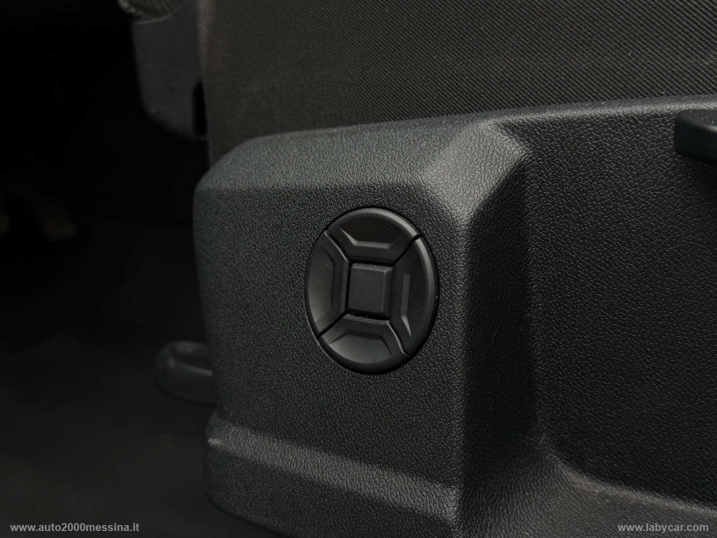 Q3 SPB 35 TDI S tronic - immagine 17