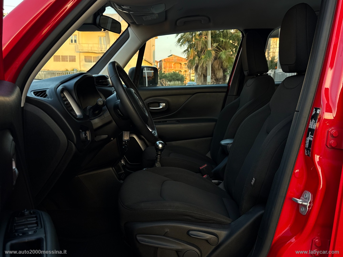Renegade 1.6 Mjt 130CV Longitude - immagine 17
