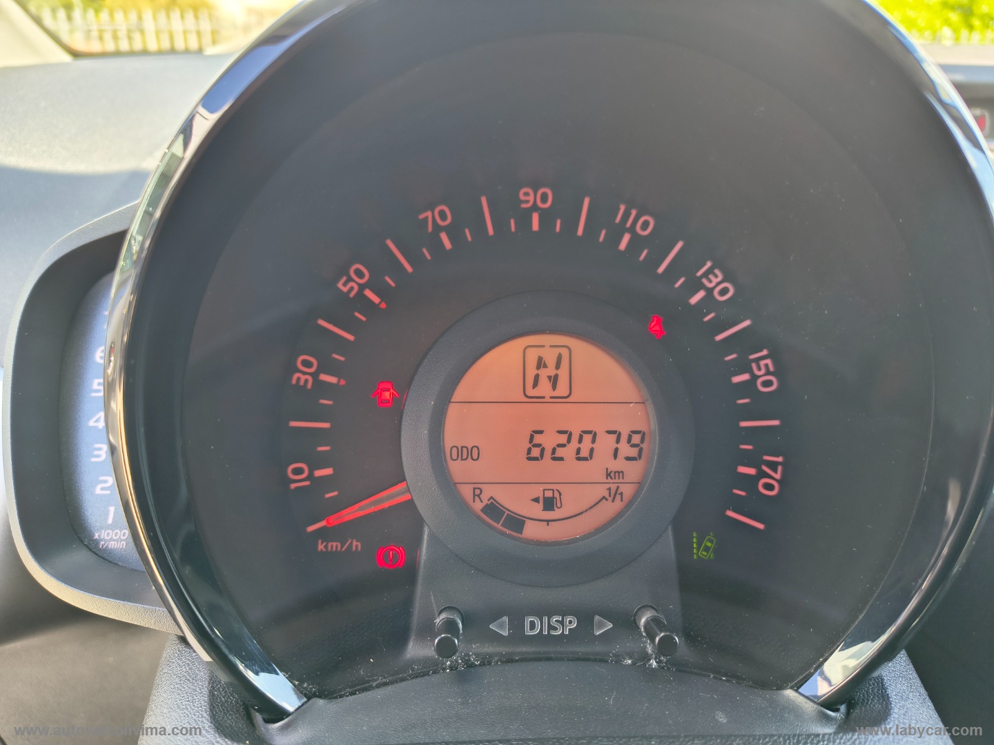 Aygo 1.0 VVT-i 69 CV 5p. x-play TSS MMT - immagine 17