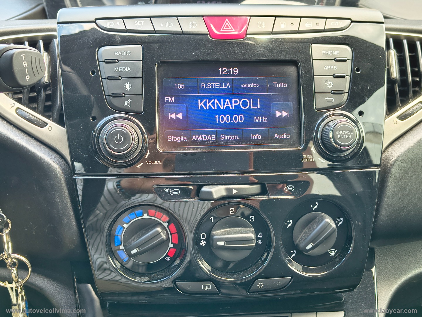 Ypsilon 1.2 69 CV 5p. GPL Ecochic GOLD - immagine 17