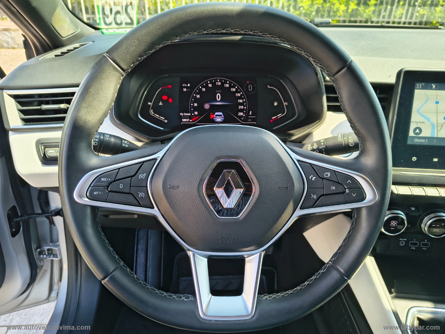 Clio TCe 100 CV GPL Techno - immagine 17