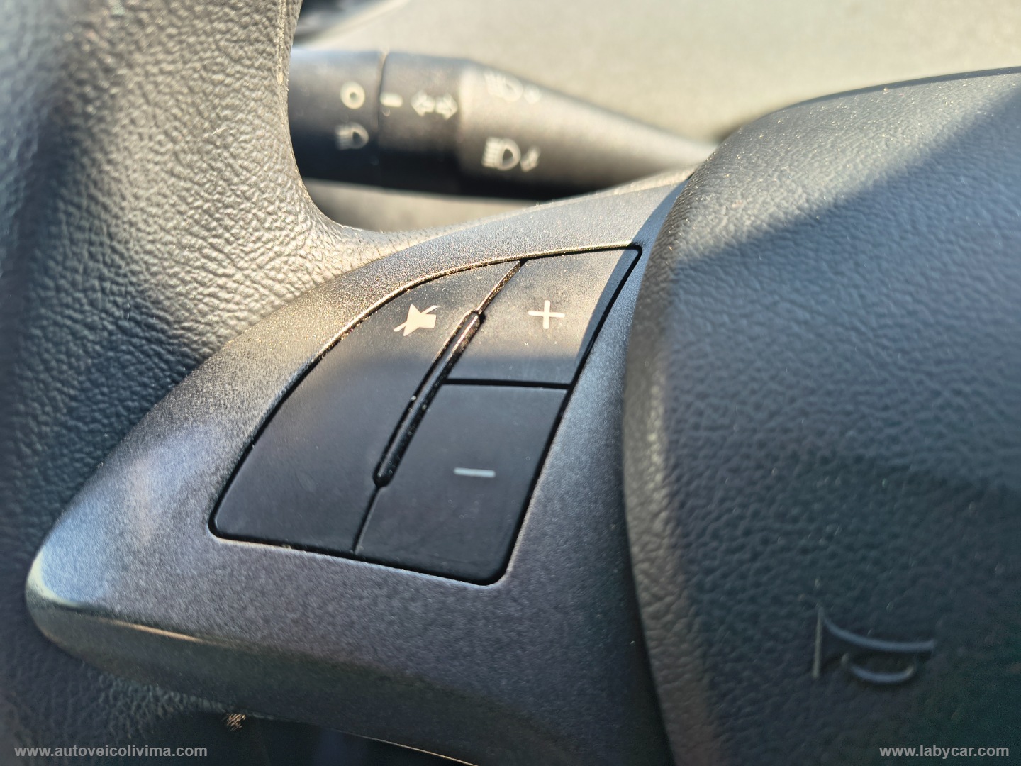 Ypsilon 1.2 69 CV 5p. S&S Elefantino Blu - immagine 17