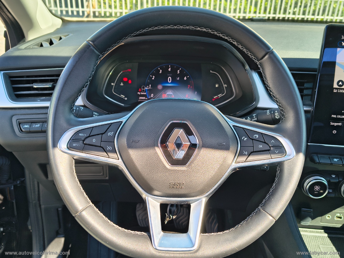 Captur TCe 100 CV GPL Techno TETTO APRIBILE - immagine 17