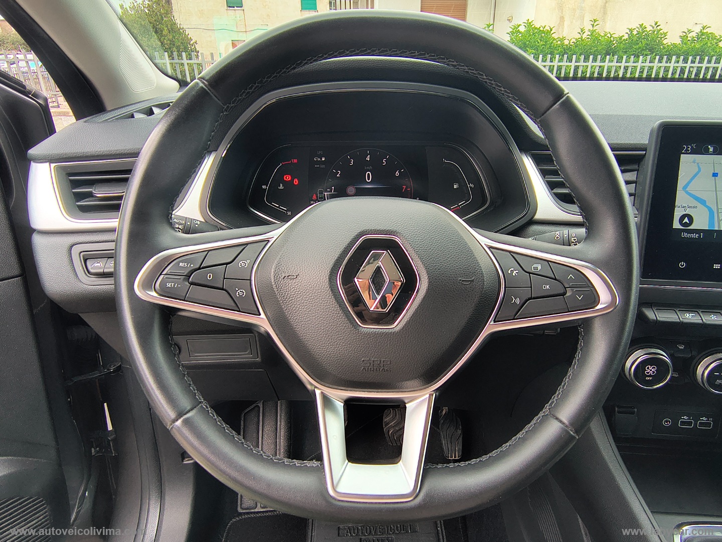 Captur TCe 100 CV GPL Techno - immagine 17