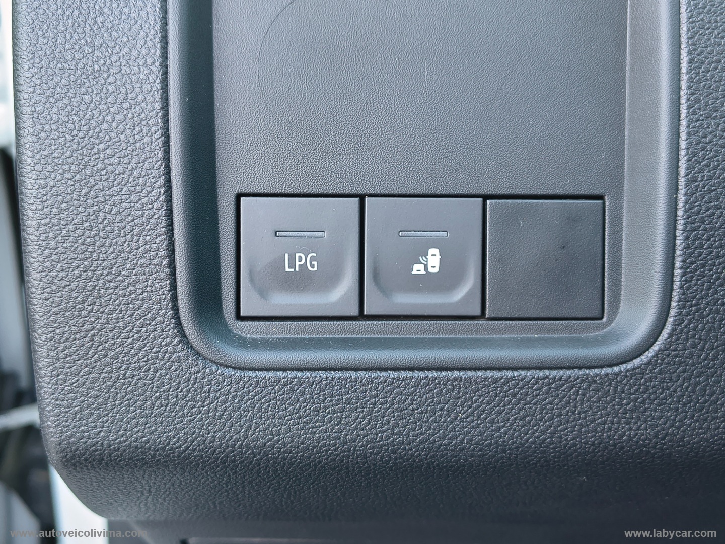 Duster 1.0 TCe GPL 4x2 Extreme - immagine 17