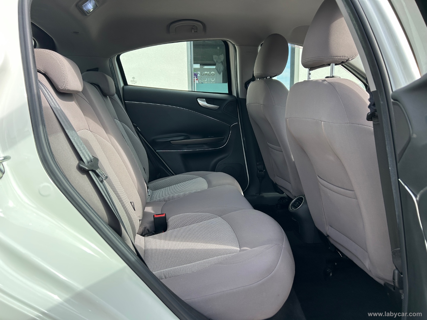 Giulietta 1.6 JTDm-2 120 CV Distinctive - immagine 17