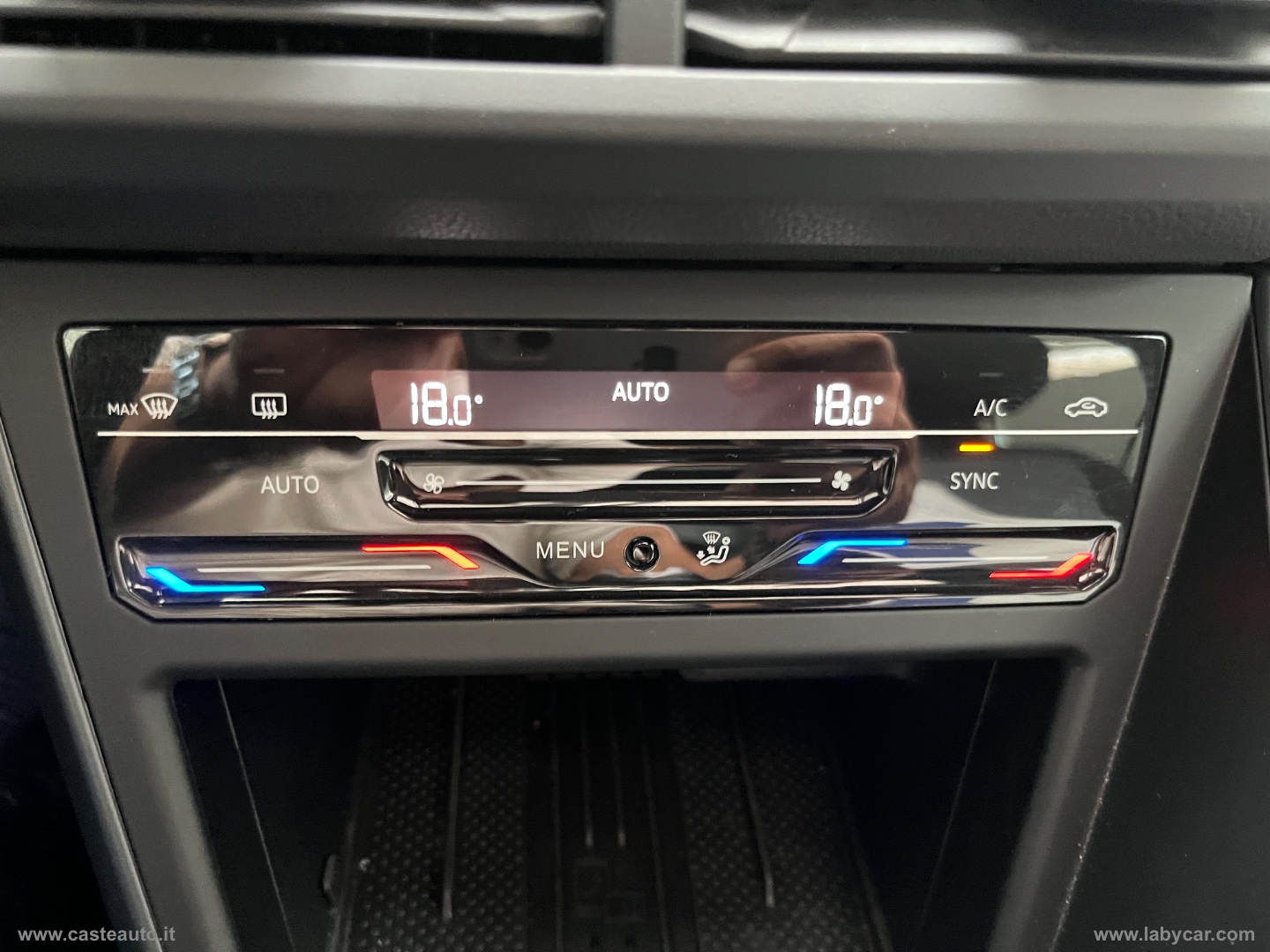 Taigo 1.0 TSI 115 CV R-Line PARI AL NUOVO - immagine 17