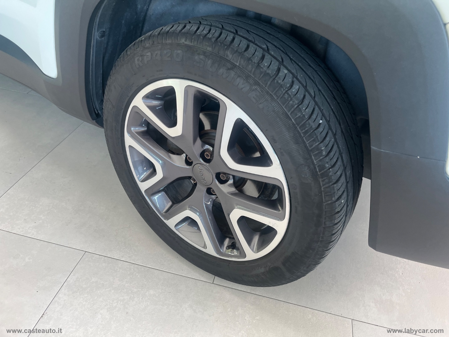 Renegade 1.6 Mjt 120CV Limited - immagine 17
