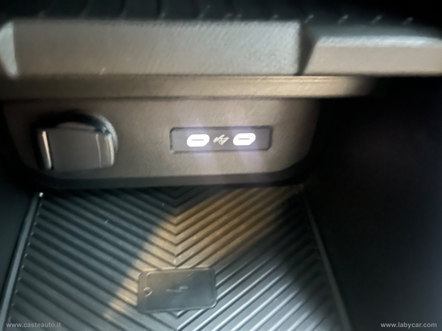 Duster Eco-G 120 CV Journey SENZA VICOLI FINANZIARI - immagine 17